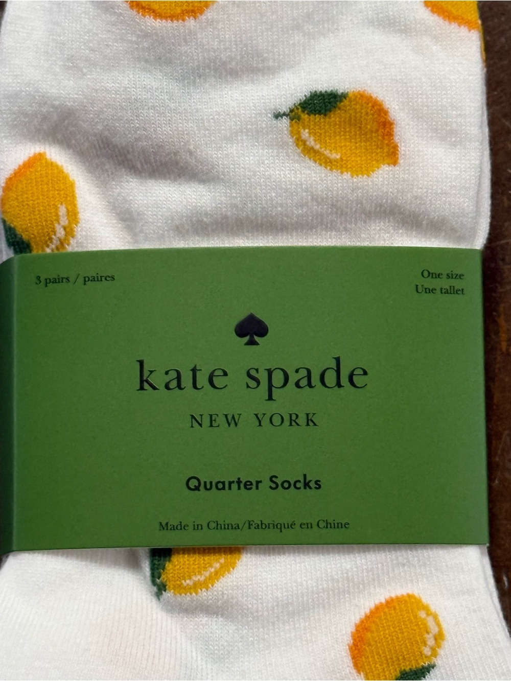 kate spade New York 3 Pair Pack Cotton Blend Lemon Quarter Socks NWT - Picture 2 of 3